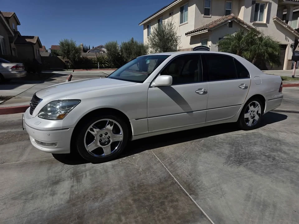 2006 Lexus LS 3rd Gen - Image 4 of 15