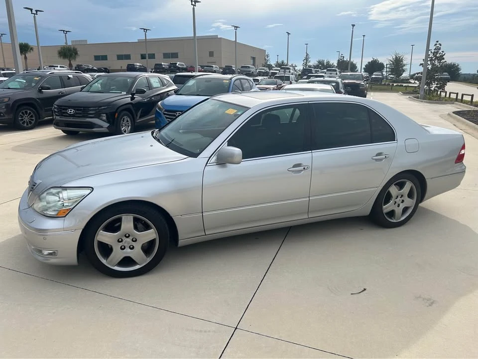 2006 Lexus LS 3rd Gen - Image 3 of 5