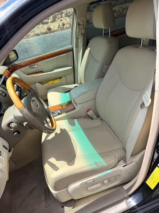 2006 Lexus LS 3rd Gen - Image 12 of 20
