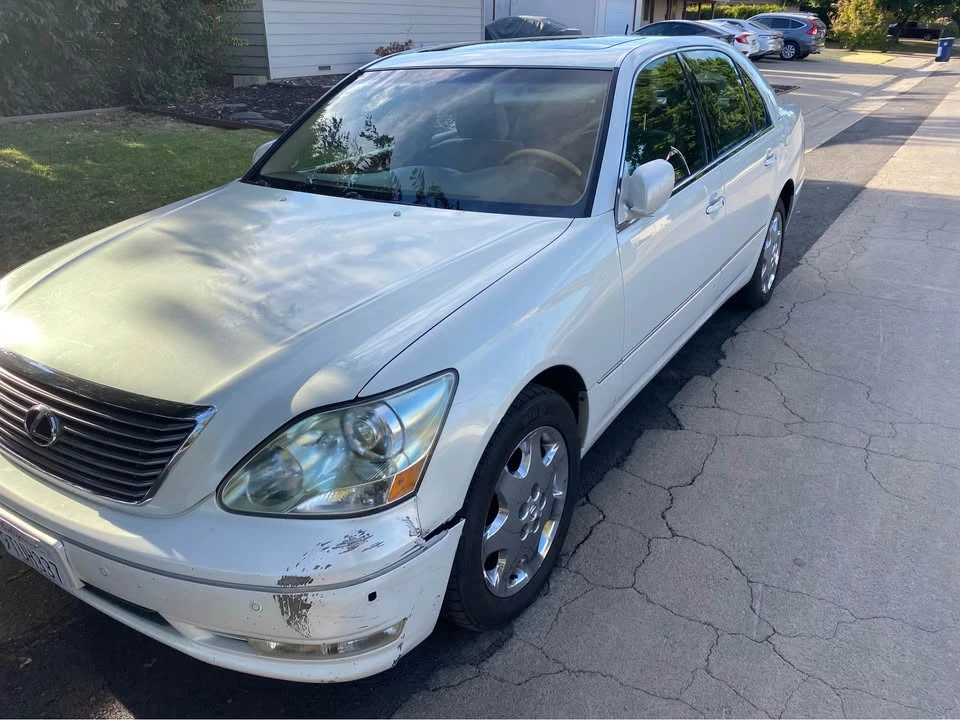 2006 Lexus LS 3rd Gen - Image 2 of 14