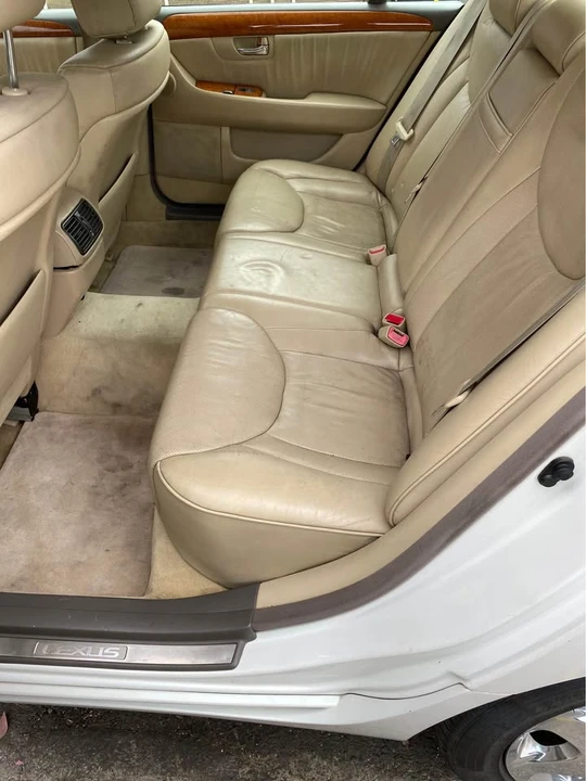 2006 Lexus LS 3rd Gen - Image 7 of 14