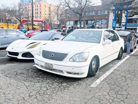 2006 Lexus LS 430 Sedan 4D