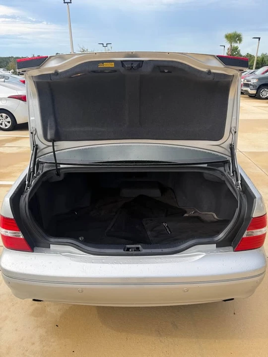 2006 Lexus LS 3rd Gen - Image 8 of 9