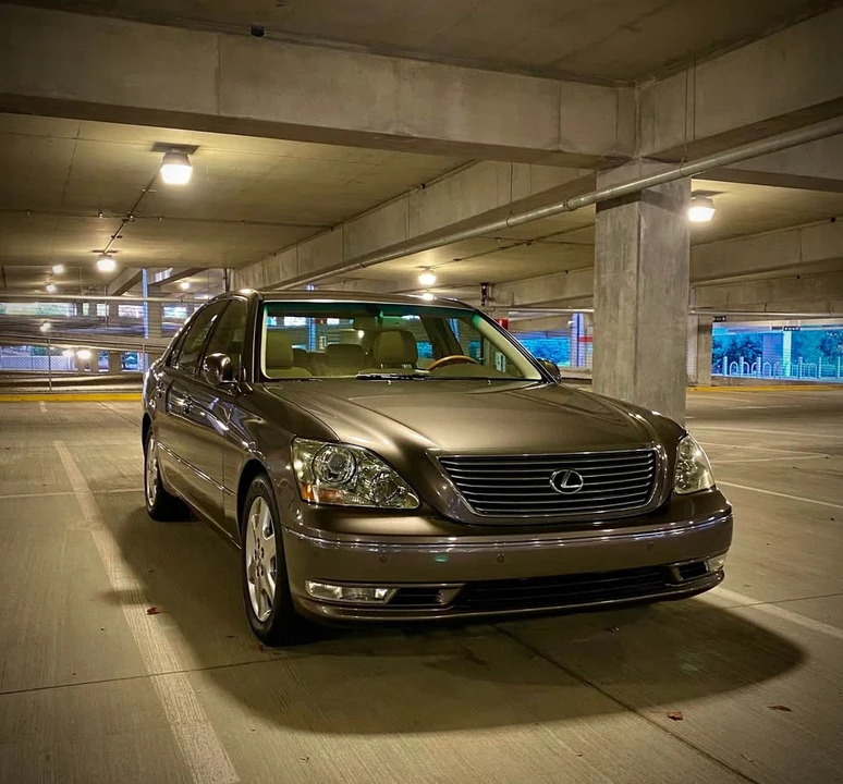 2006 Lexus LS 3rd Gen - Image 17 of 19