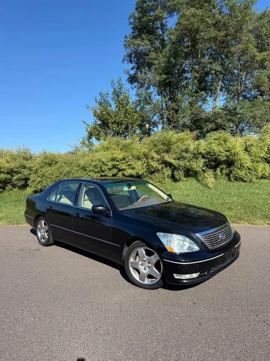 2006 Lexus LS 3rd Gen - Image 5 of 19