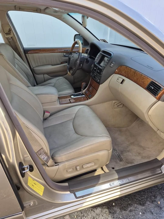 2006 Lexus LS 3rd Gen - Image 2 of 6