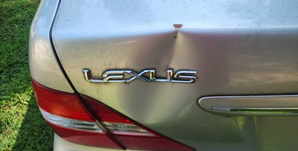 2006 Lexus LS 3rd Gen - Image 3 of 8