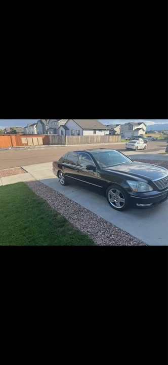 2006 Lexus LS 3rd Gen - Image 3 of 20