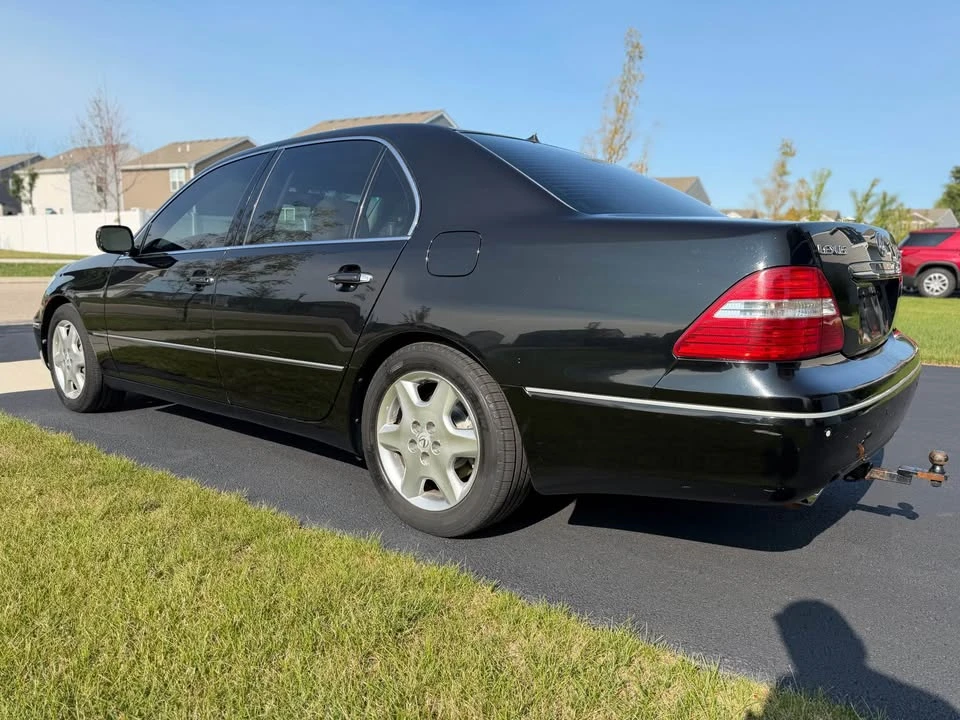 2006 Lexus LS 3rd Gen - Image 4 of 20