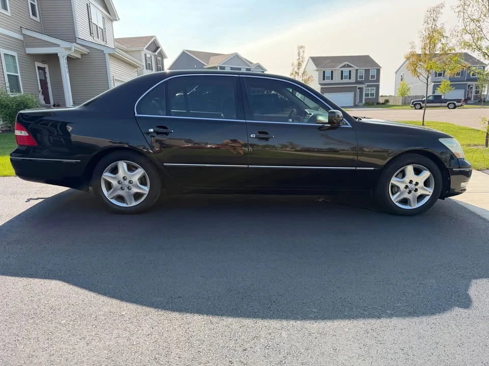 2006 Lexus LS 3rd Gen - Image 7 of 20