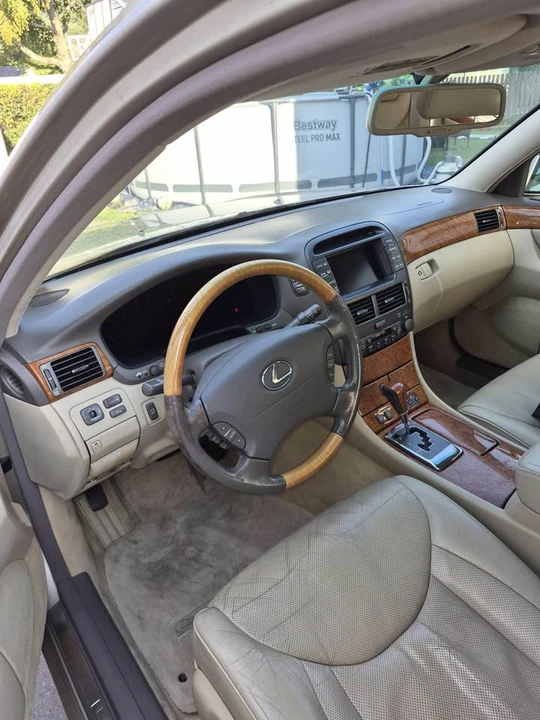 2006 Lexus LS 3rd Gen - Image 4 of 6