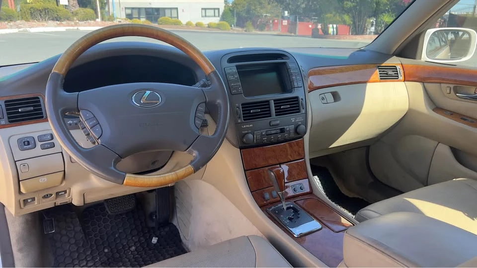 2006 Lexus LS 3rd Gen - Image 20 of 20