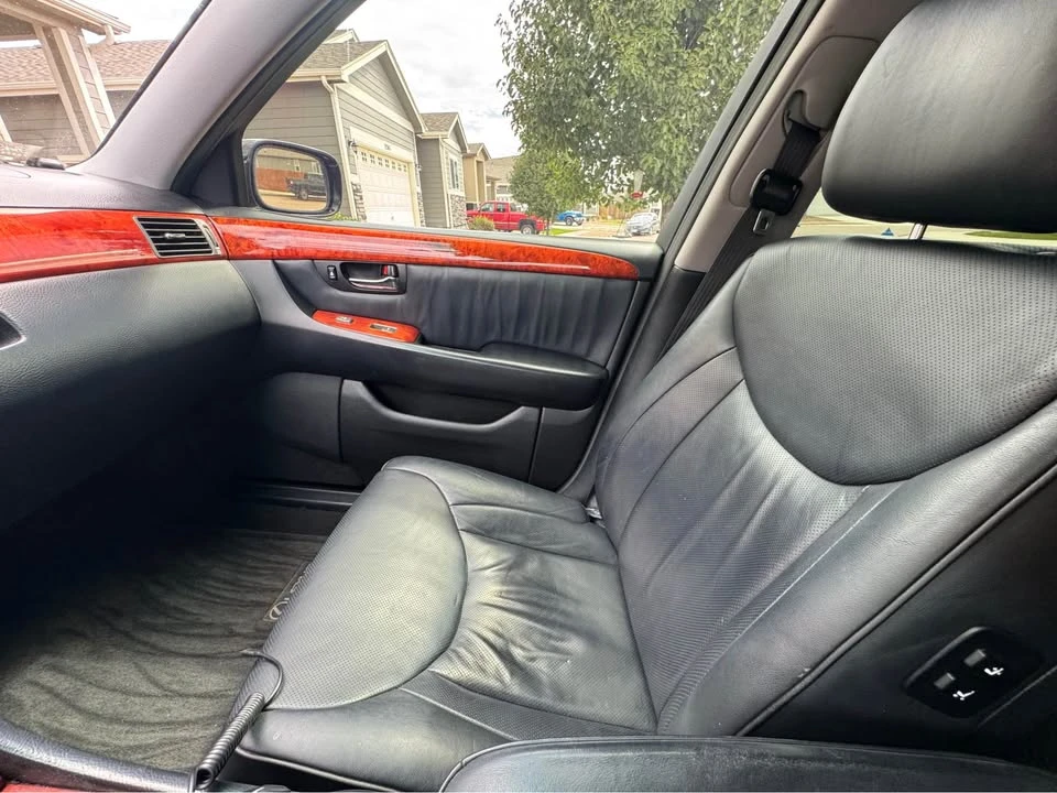 2006 Lexus LS 3rd Gen - Image 15 of 20