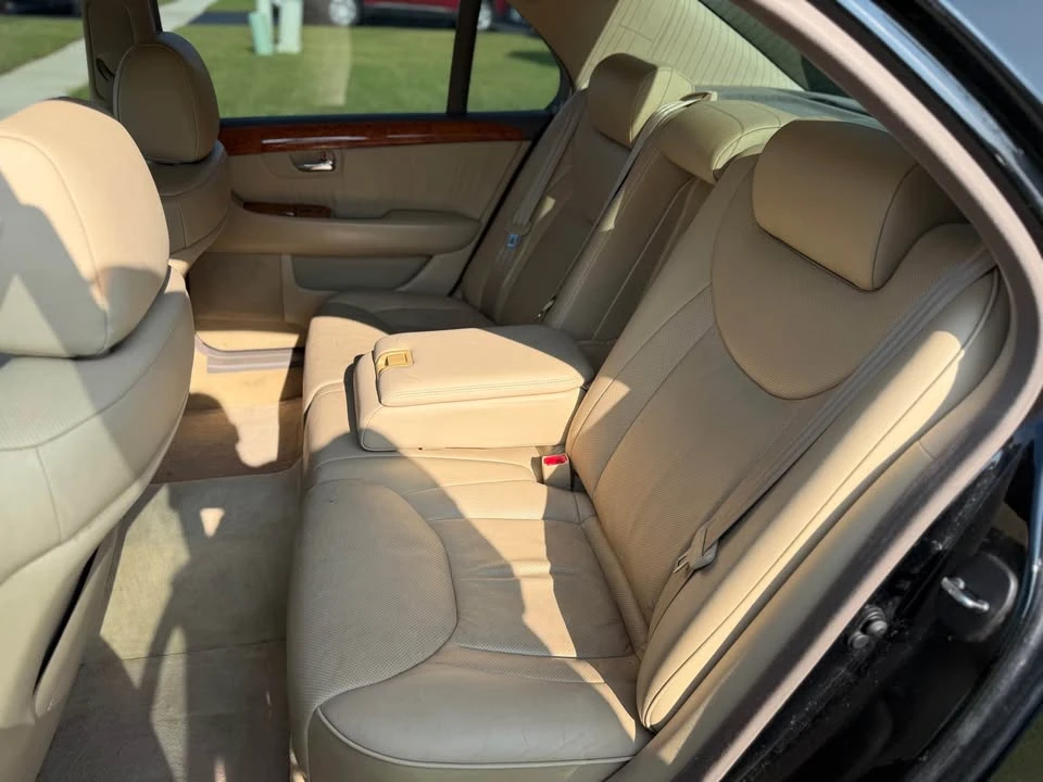 2006 Lexus LS 3rd Gen - Image 12 of 20