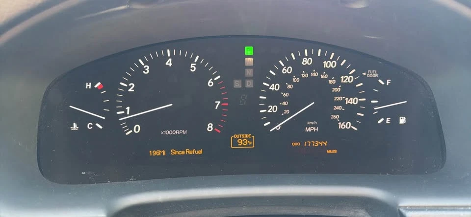 2006 Lexus LS 3rd Gen - Image 18 of 18