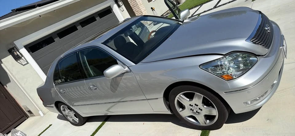 2006 Lexus LS 3rd Gen - Image 10 of 18