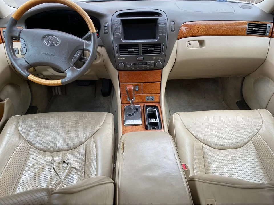 2006 Lexus LS 3rd Gen - Image 6 of 11