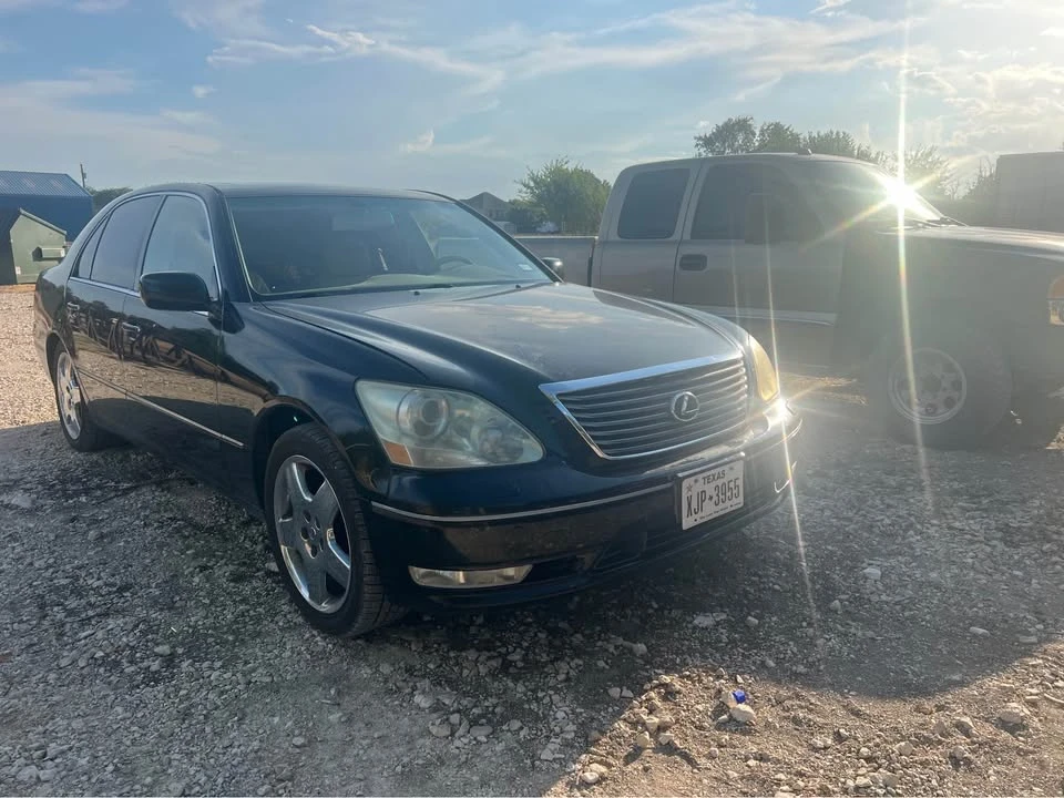 2006 Lexus LS 3rd Gen - Image 2 of 6