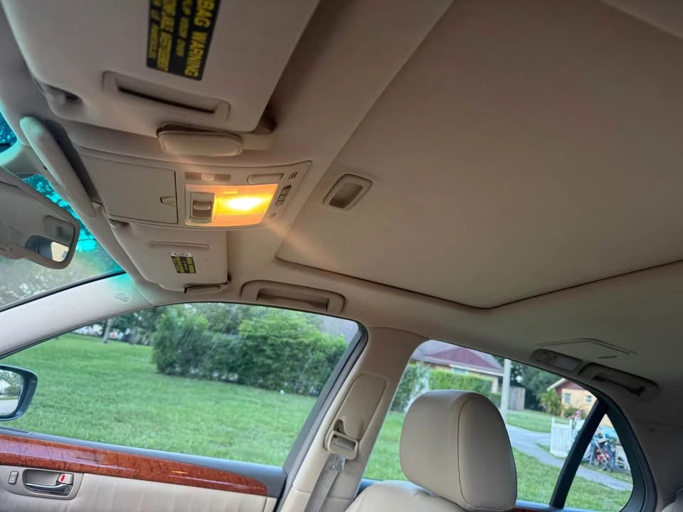 2006 Lexus LS 3rd Gen - Image 3 of 10