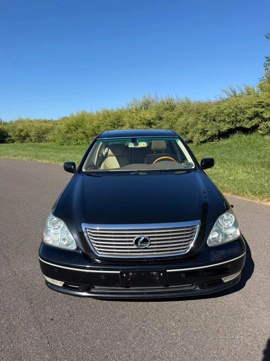 2006 Lexus LS 3rd Gen - Image 4 of 19