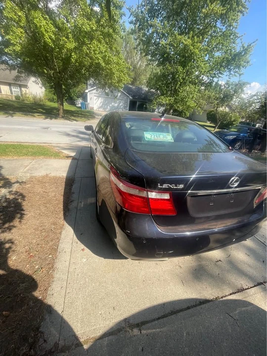 2006 Lexus LS 3rd Gen - Image 4 of 7
