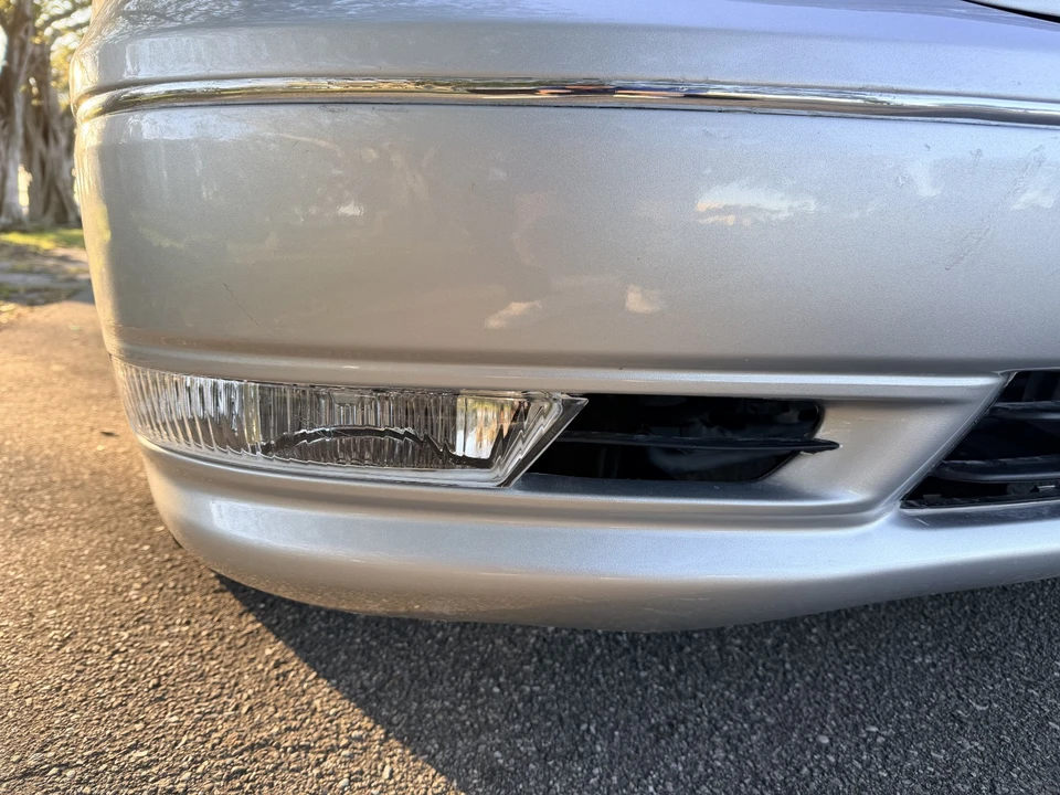 2006 Lexus LS 3rd Gen - Image 11 of 31