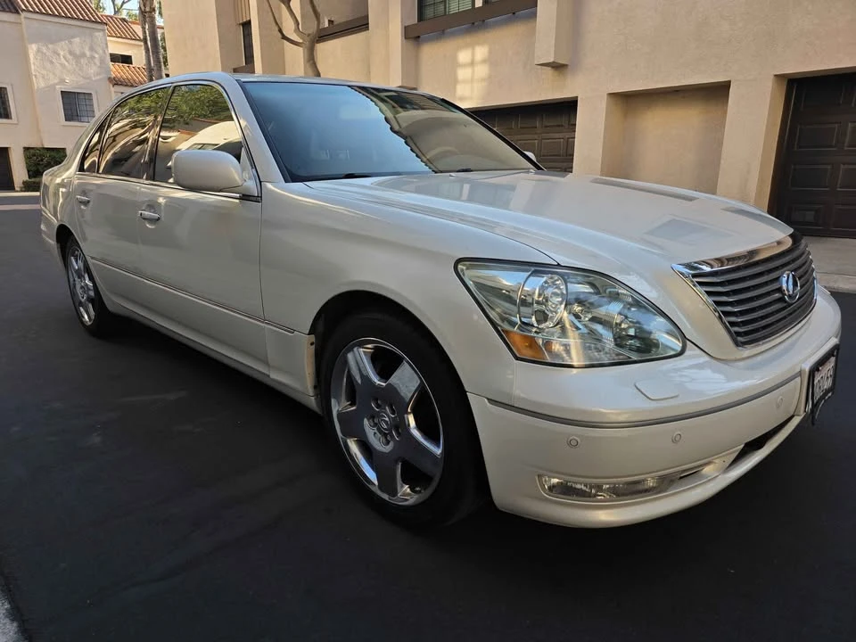 2006 Lexus LS 3rd Gen - Image 3 of 20