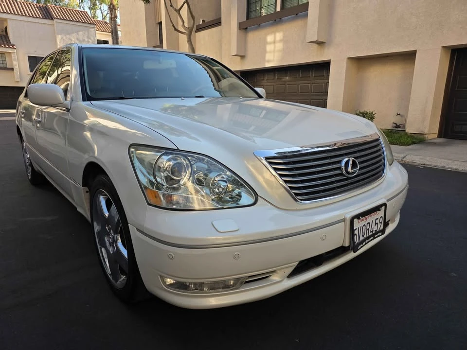 2006 Lexus LS 3rd Gen - Image 2 of 20