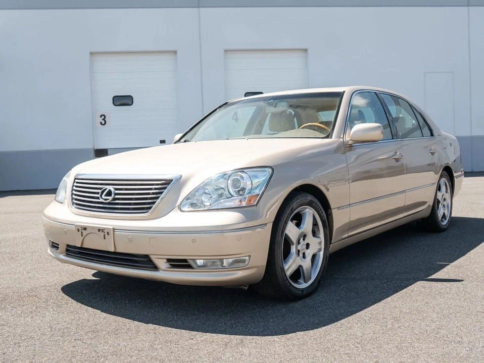 2006 Lexus LS 3rd Gen - Image 2 of 20