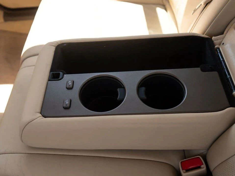 2006 Lexus LS 3rd Gen - Image 20 of 20