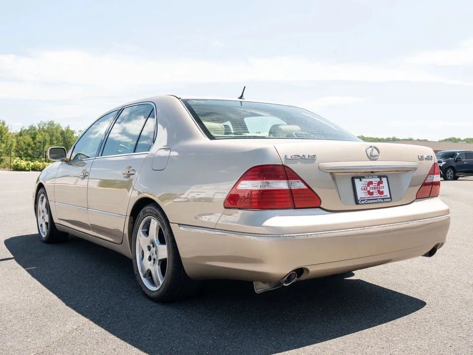 2006 Lexus LS 3rd Gen - Image 4 of 20