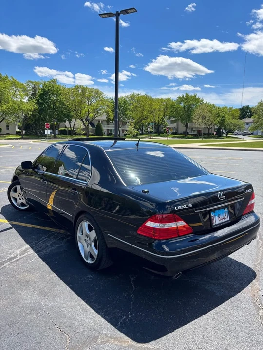 2006 Lexus LS 3rd Gen - Image 3 of 20
