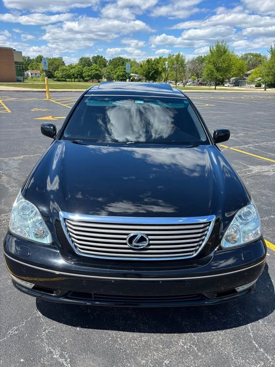 2006 Lexus LS 3rd Gen - Image 5 of 20