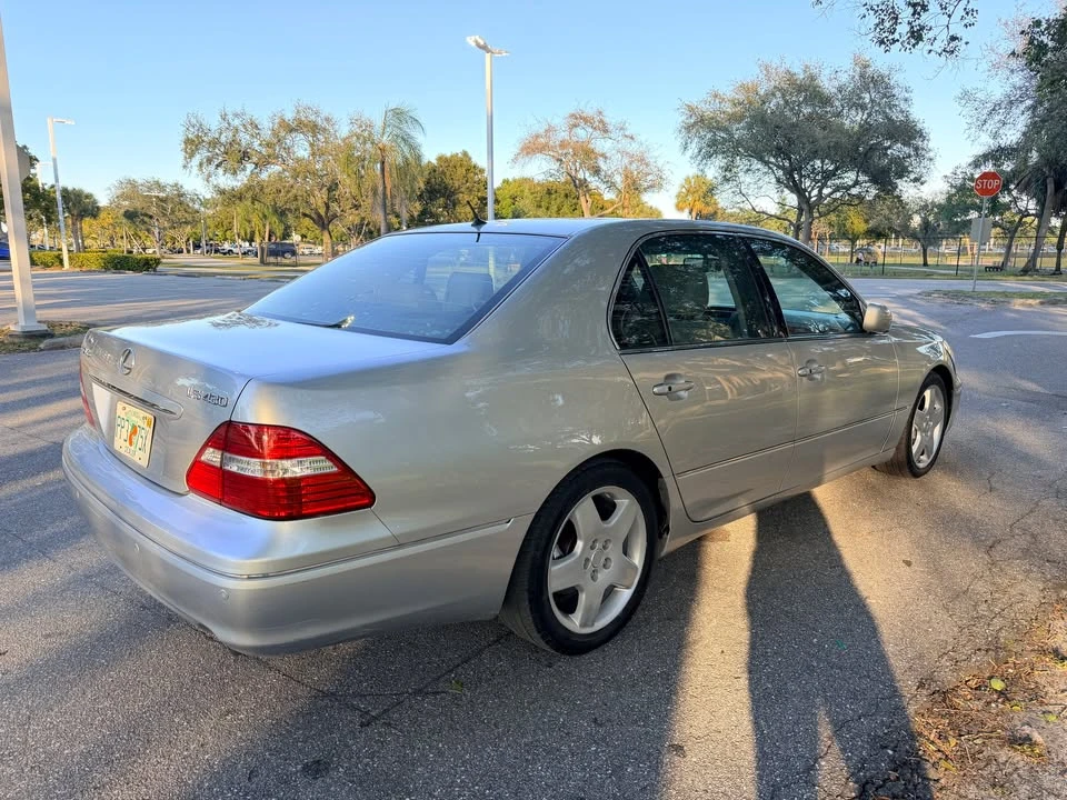 2006 Lexus LS 3rd Gen - Image 3 of 20