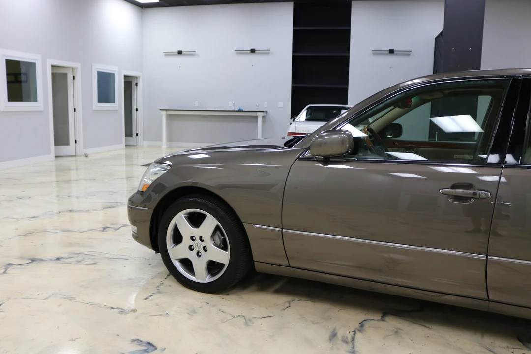 2006 Lexus LS 3rd Gen - Image 24 of 31