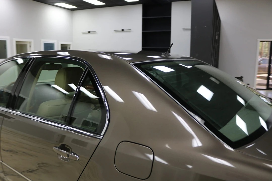 2006 Lexus LS 3rd Gen - Image 27 of 31