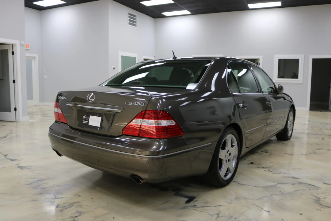 2006 Lexus LS 3rd Gen - Image 6 of 31