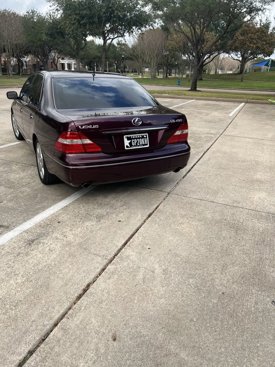 2006 Lexus LS 3rd Gen - Image 6 of 31