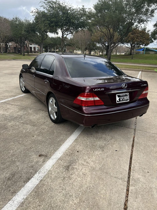 2006 Lexus LS 3rd Gen - Image 5 of 31
