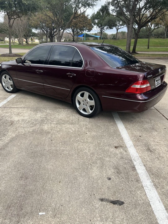 2006 Lexus LS 3rd Gen - Image 4 of 31