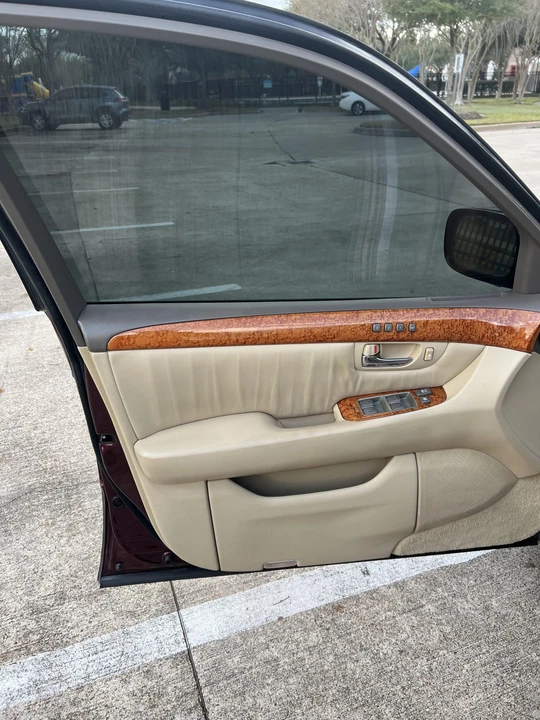 2006 Lexus LS 3rd Gen - Image 30 of 31
