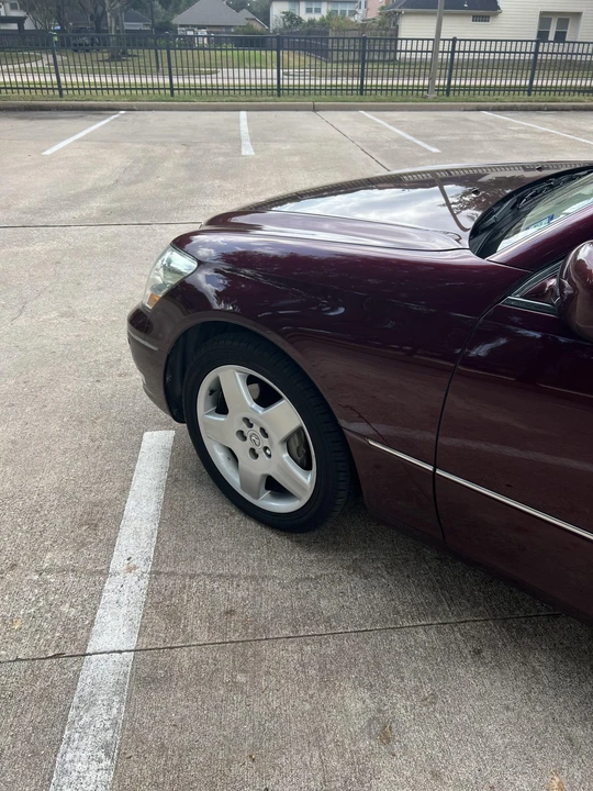 2006 Lexus LS 3rd Gen - Image 12 of 31