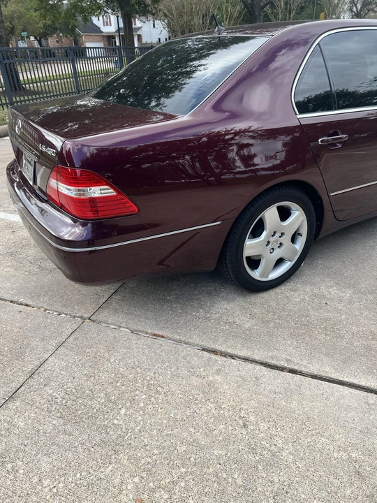 2006 Lexus LS 3rd Gen - Image 15 of 31
