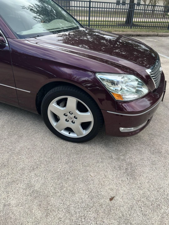 2006 Lexus LS 3rd Gen - Image 18 of 31