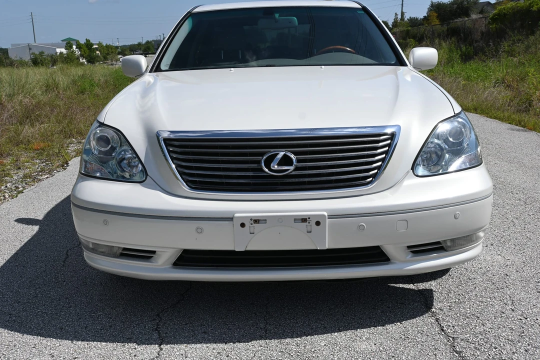 2006 Lexus LS 3rd Gen - Image 5 of 31