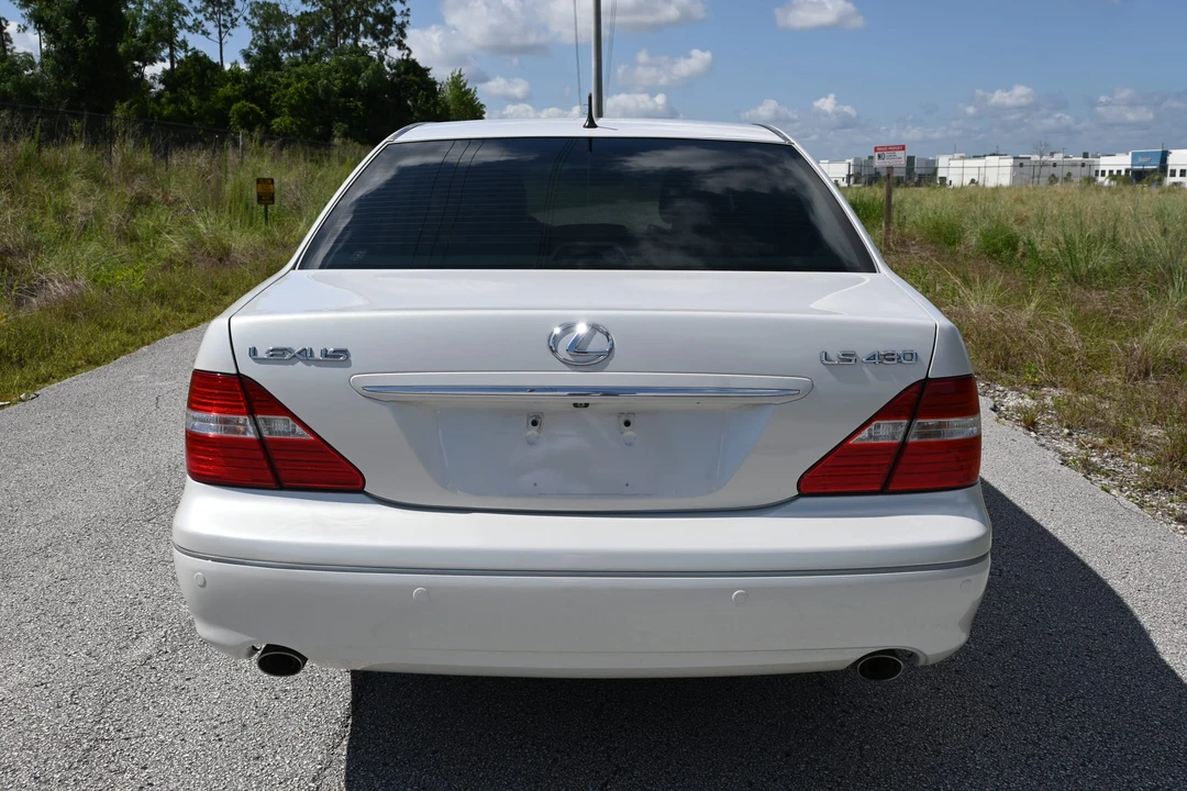 2006 Lexus LS 3rd Gen - Image 20 of 31