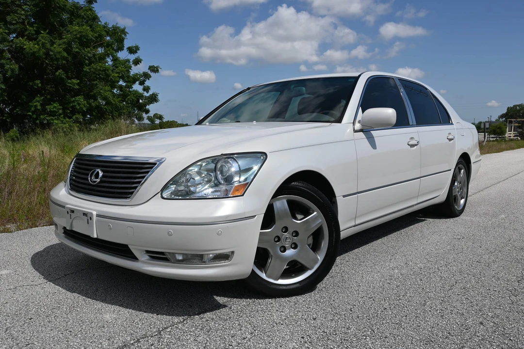 2006 Lexus LS 3rd Gen - Image 9 of 31