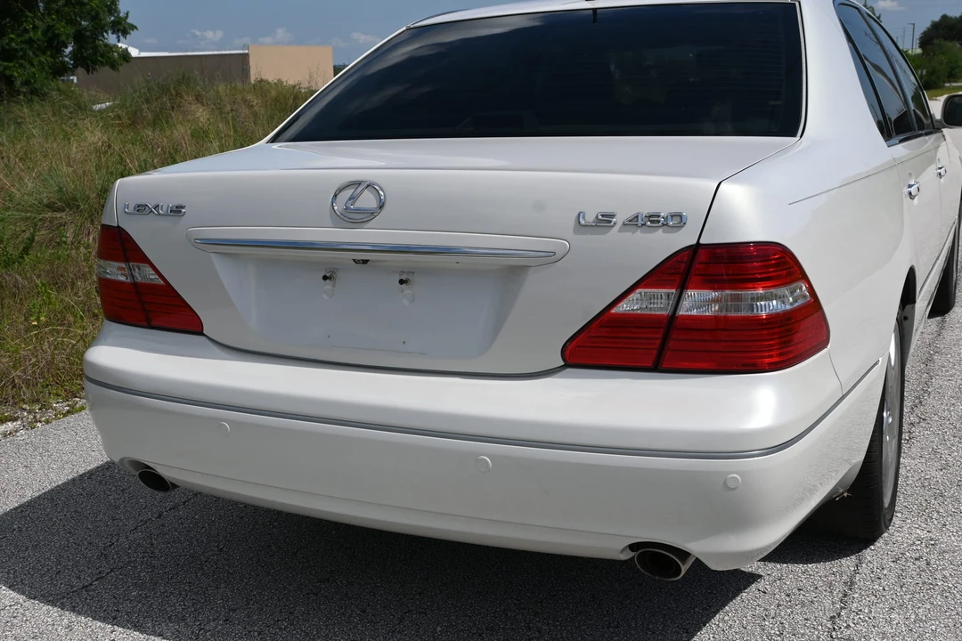 2006 Lexus LS 3rd Gen - Image 21 of 31