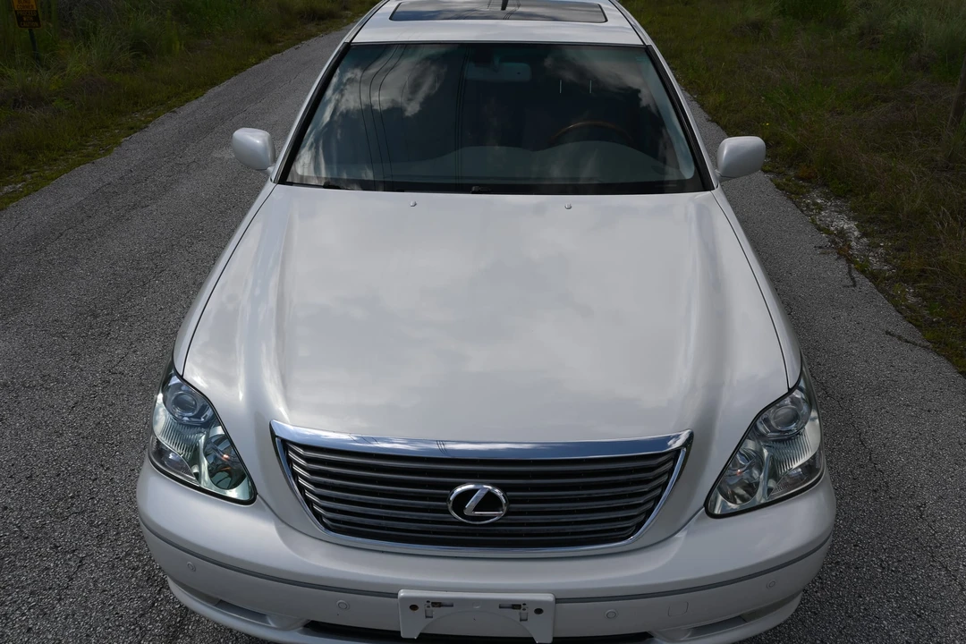 2006 Lexus LS 3rd Gen - Image 3 of 31