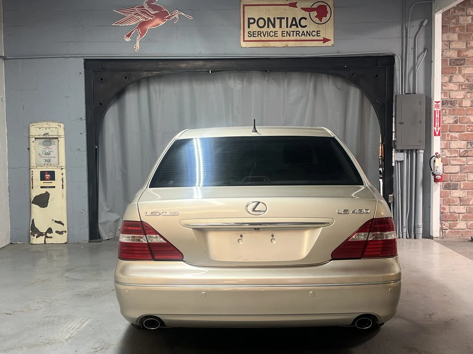 2006 Lexus LS 3rd Gen - Image 6 of 31